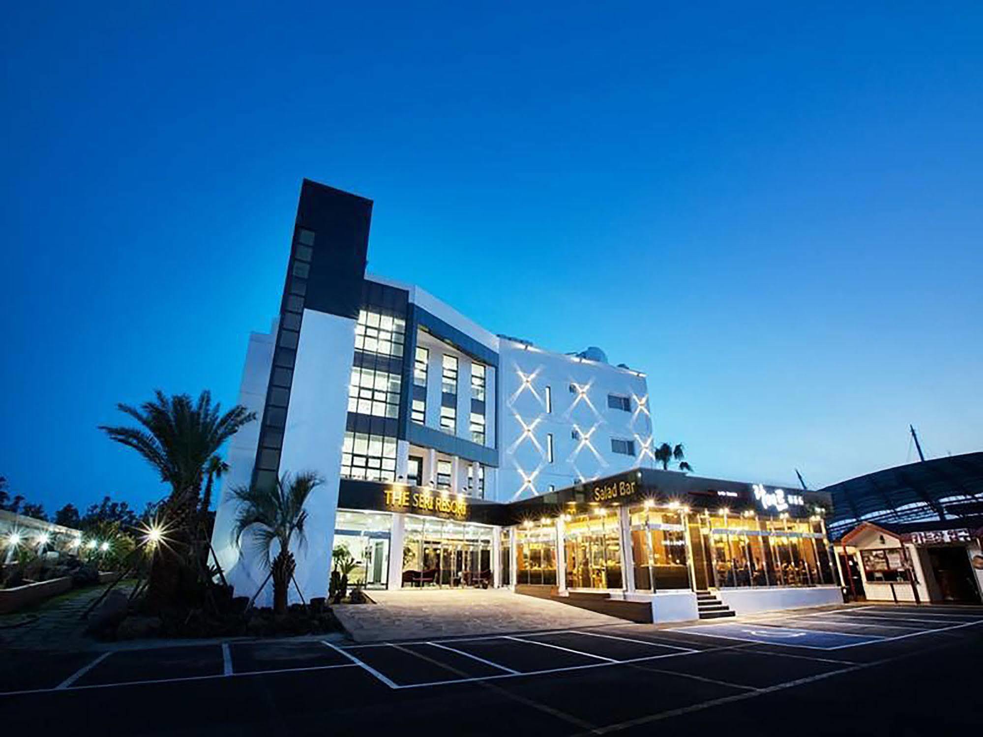 The Seri Resort Seogwipo Exterior photo