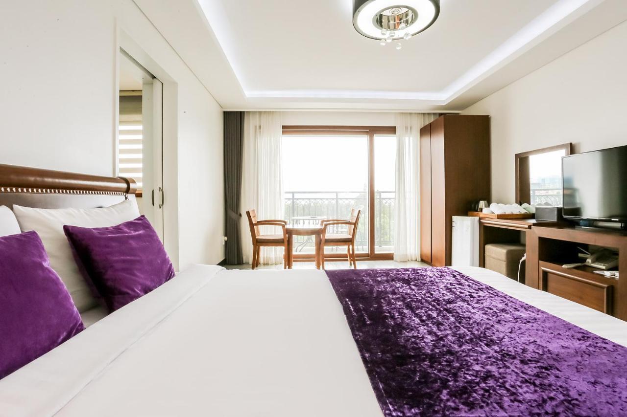 The Seri Resort Seogwipo Exterior photo