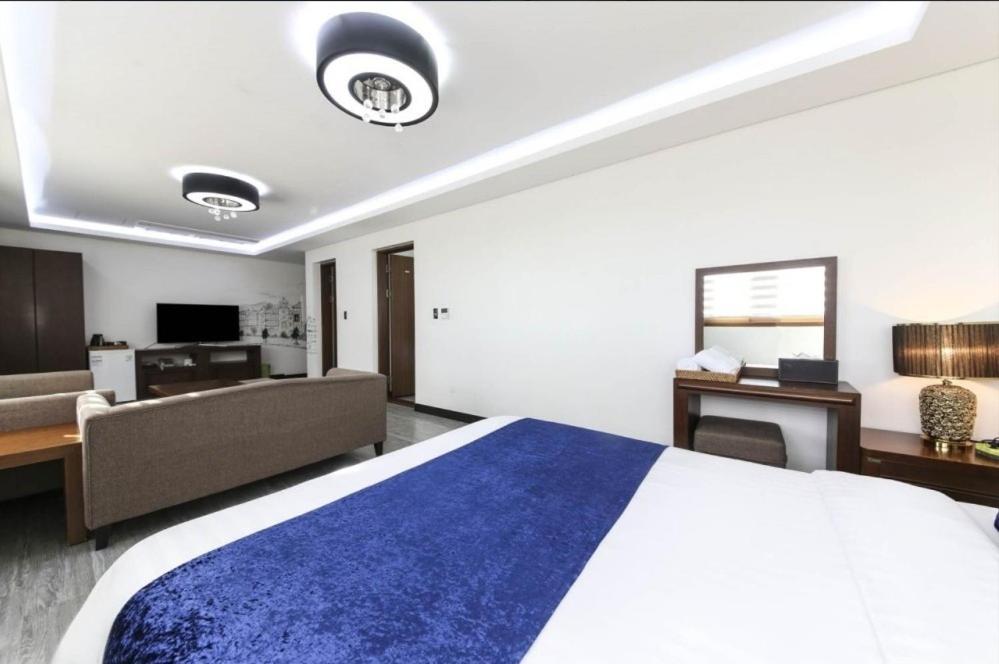 The Seri Resort Seogwipo Exterior photo